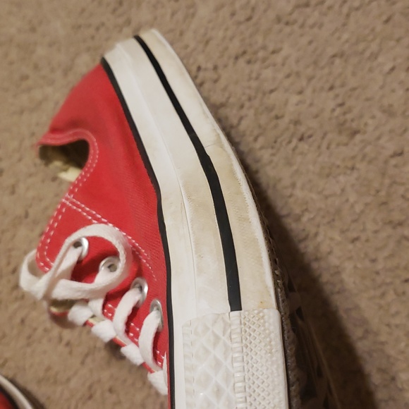 Classic mens red & white Converse All Star sneakers. Mens sz 10, Women's 12. - Picture 10 of 13